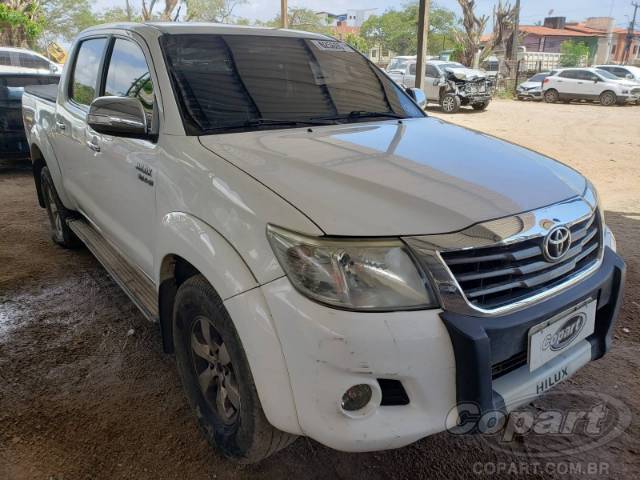 HILUX  2013/2014 CD SRV 2.7 16V VVT-I